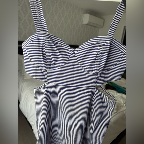 Urban Outfitters Kimchi Blue Mini Dress - Picture 4 of 6